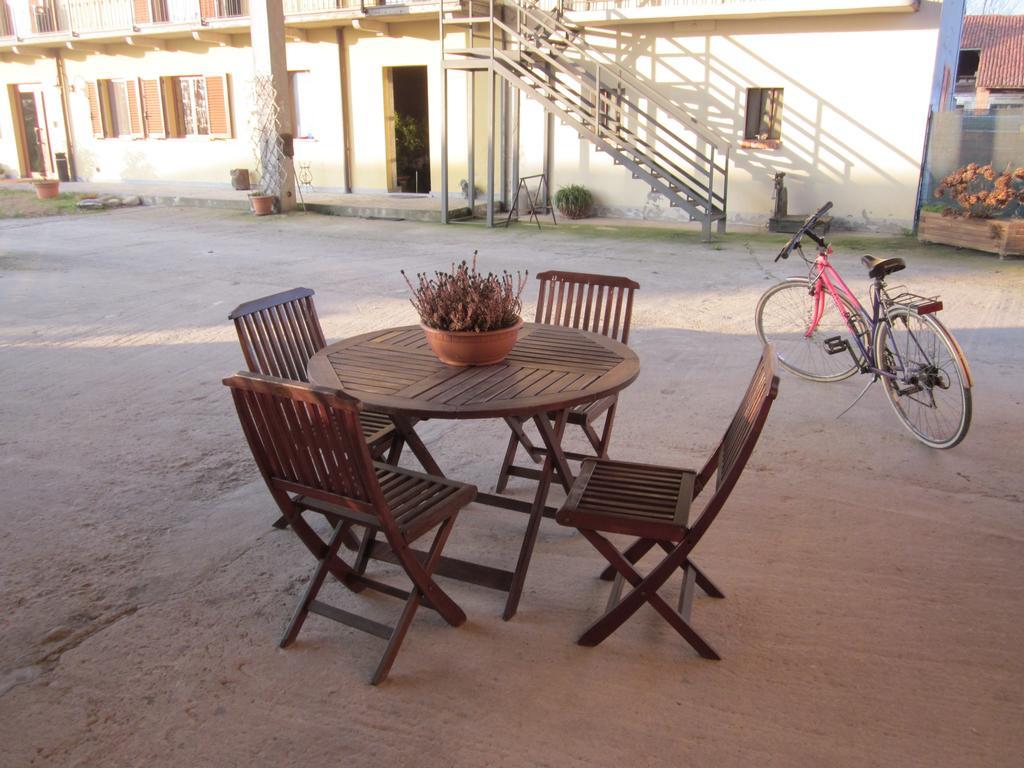 Al Casale B&B Cherasco Ngoại thất bức ảnh